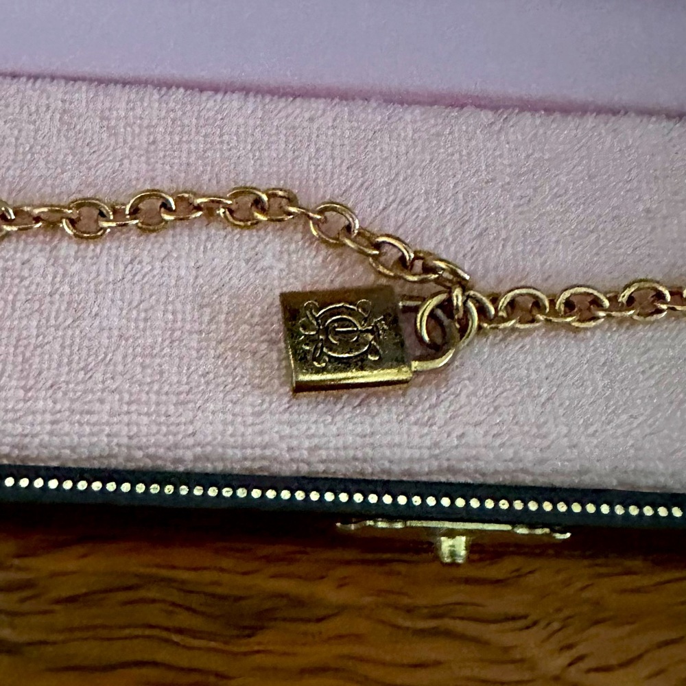 Juicy Couture bracelet
